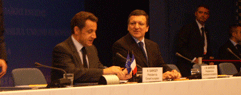 Den franske præsident Sarkozy (tv) og Kommissionsformand Barroso
